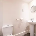 Complete Queens - Free Parking - Aj Bristol