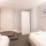Appartamento Complete Queens - Free Parking - Aj Bristol