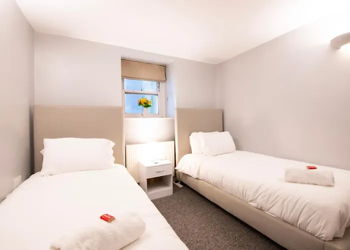 Complete Queens - Free Parking - Aj Appartement *