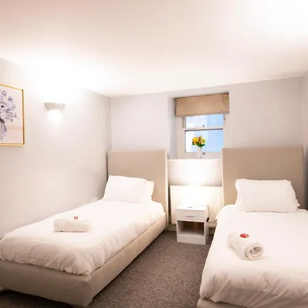 Central Queens - Free Parking - Aj Apartments