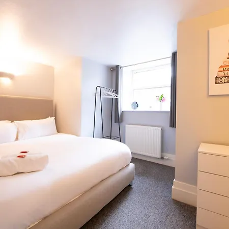 Central Queens - Free Parking - Aj Apartments *