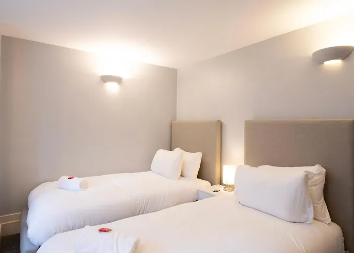 Complete Queens - Free Parking - Aj Apartament *